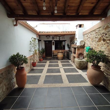 Casa Rural La Carriona Segura de Leon Ngoại thất bức ảnh