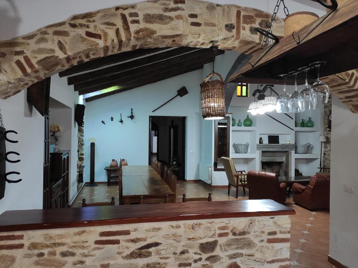 Casa Rural La Carriona Segura de Leon Ngoại thất bức ảnh