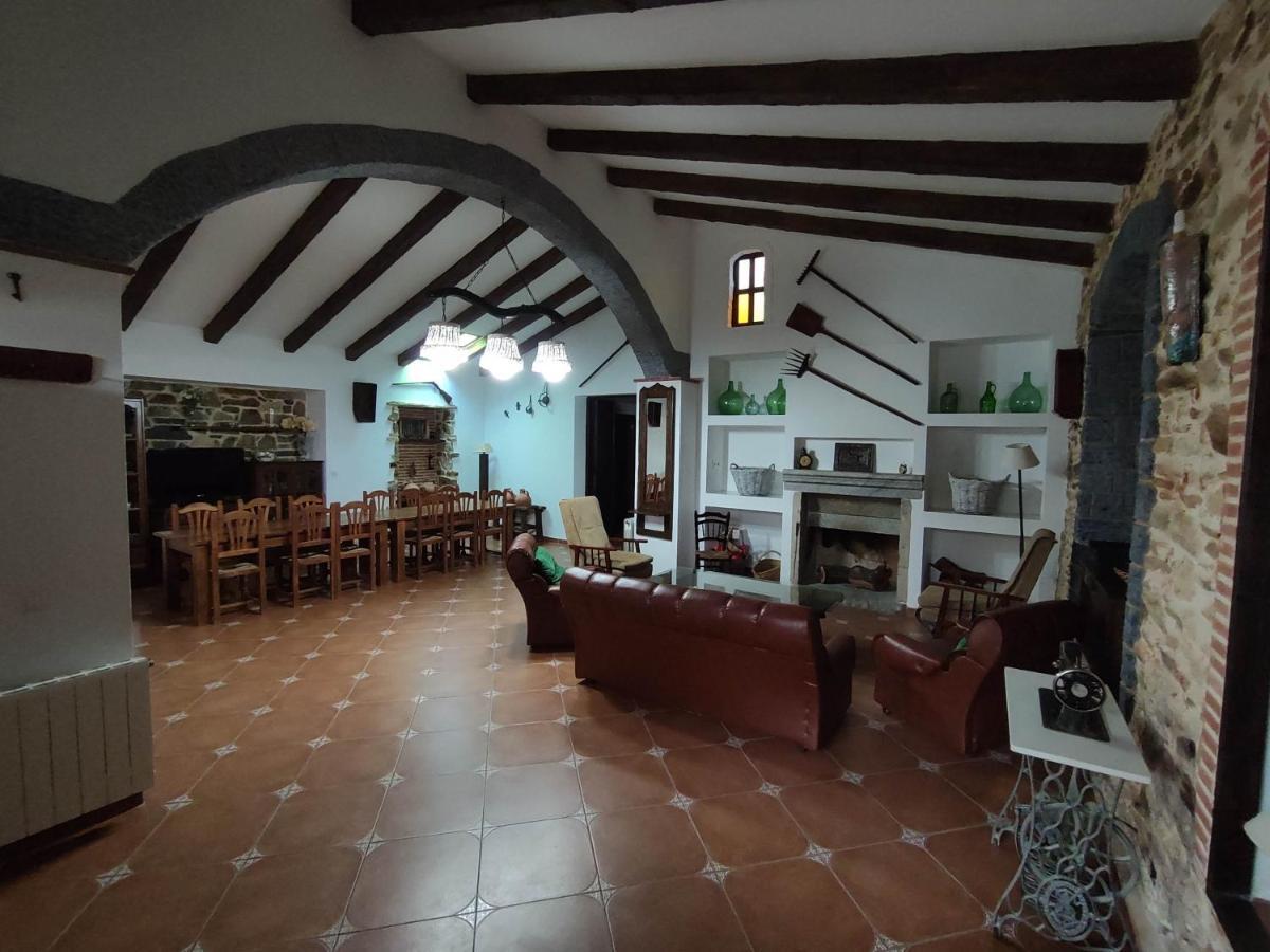 Casa Rural La Carriona Segura de Leon Ngoại thất bức ảnh