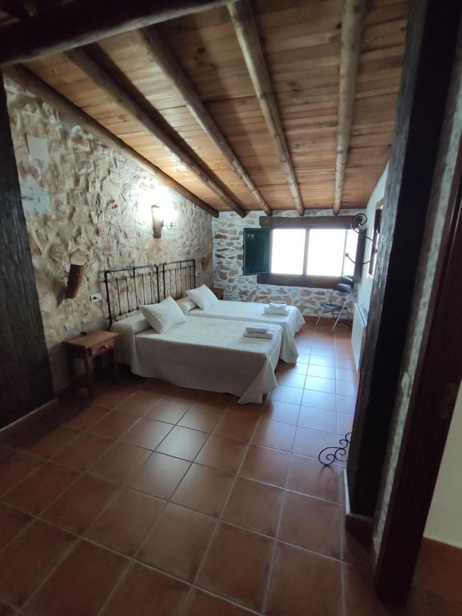Casa Rural La Carriona Segura de Leon Ngoại thất bức ảnh